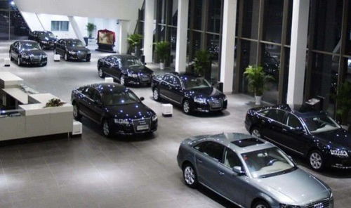 國內最大汽車經銷商賣地求生，店員工資數月未發(fā)，行業(yè)危機凸顯