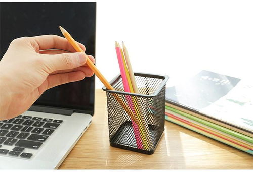 簡約實用，一筒多用 創(chuàng)意筆筒收納盒打造整潔高效辦公桌面